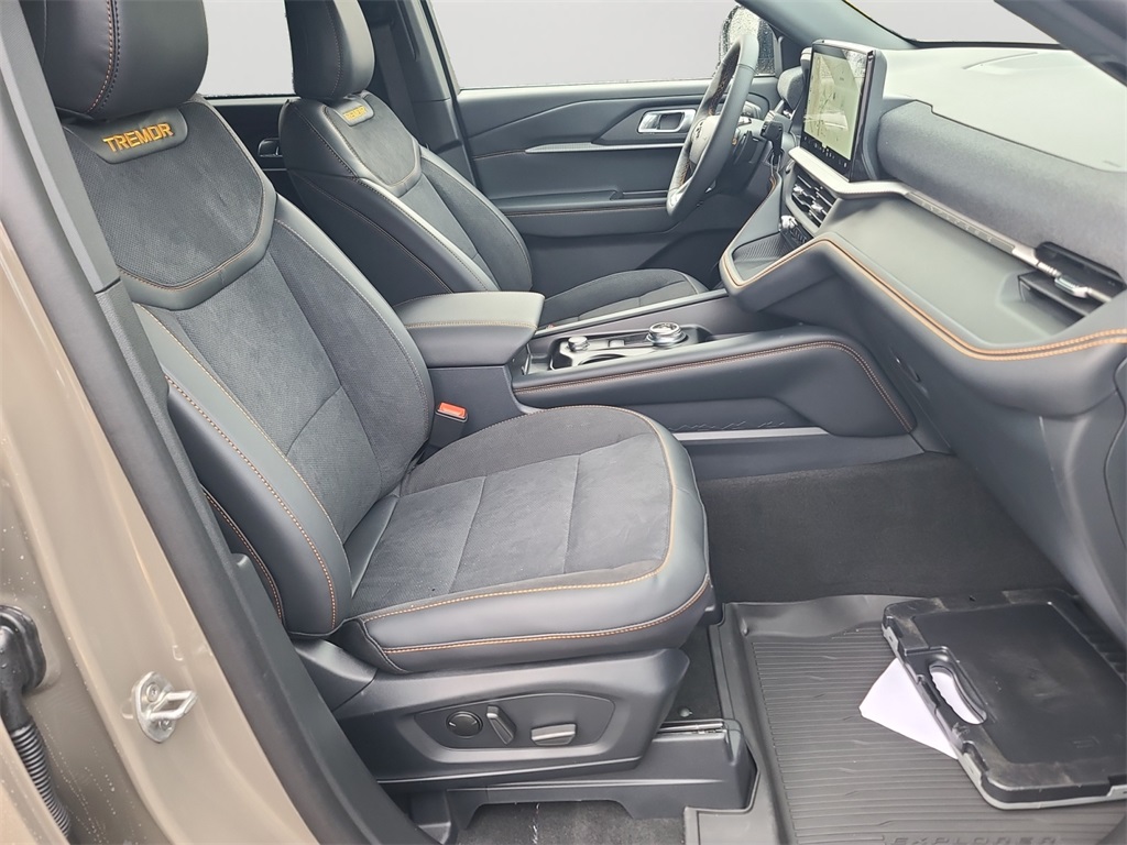 New 2026 Ford Explorer Tremor - photo 6