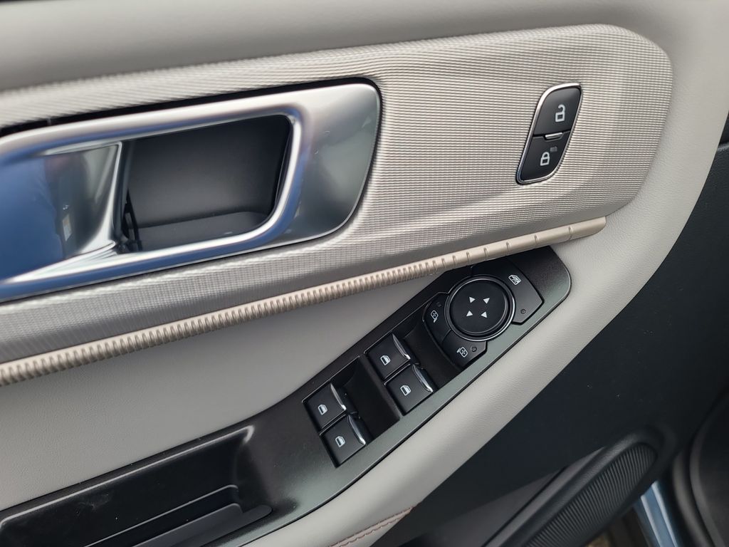 New 2026 Ford Explorer ACTIV - photo 13
