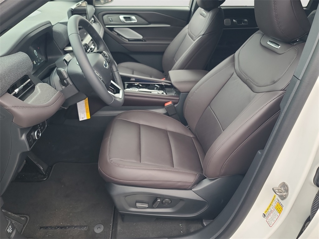 New 2026 Ford Explorer Platinum - photo 14