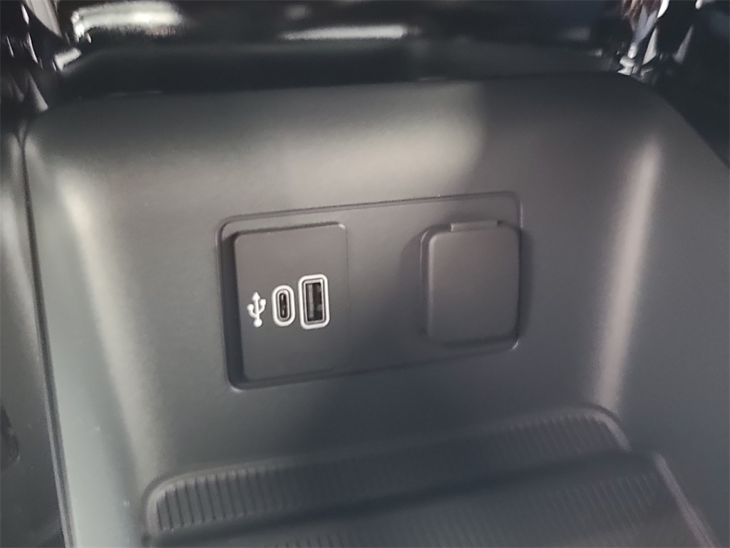 New 2026 Ford Explorer Platinum - photo 22