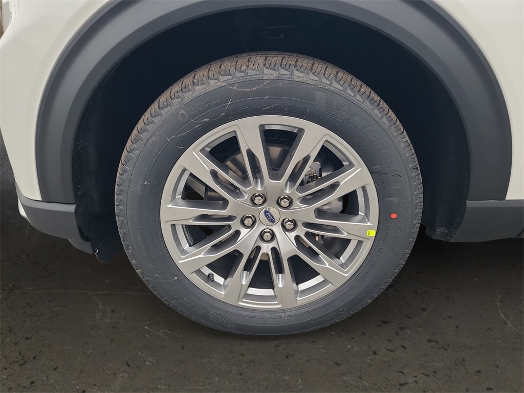 New 2026 Ford Explorer Platinum - photo 24