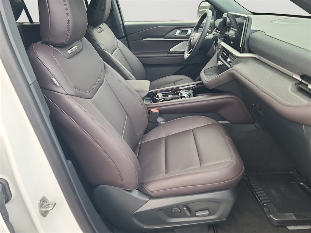 New 2026 Ford Explorer Platinum - photo 6