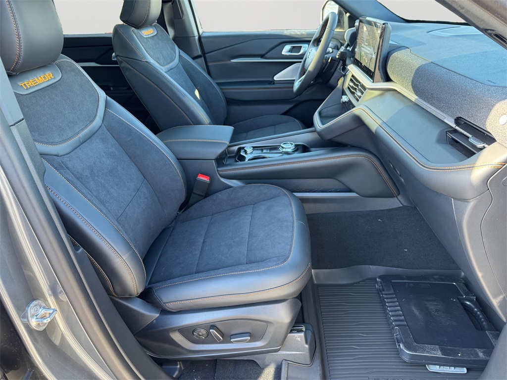 New 2026 Ford Explorer Tremor - photo 7