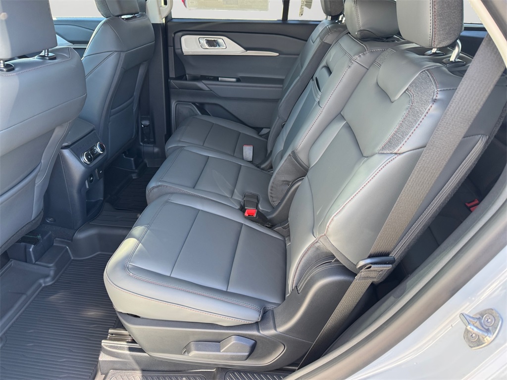New 2026 Ford Explorer ACTIV - photo 10