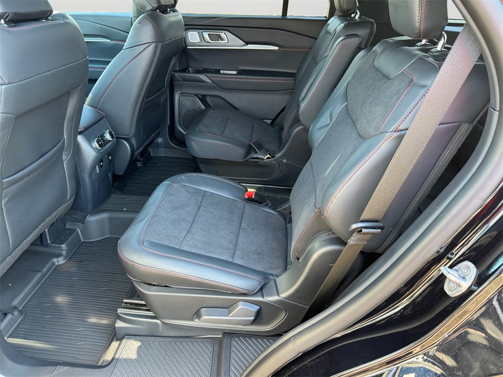 New 2026 Ford Explorer ST - photo 11
