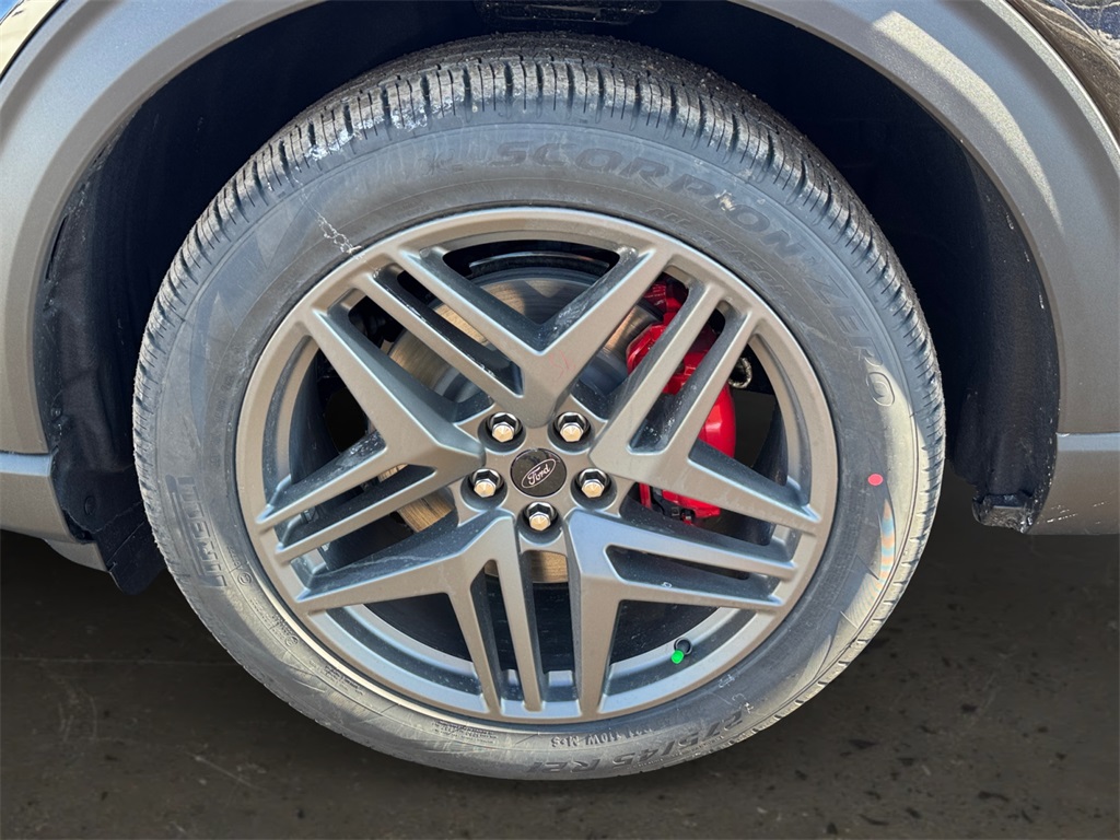 New 2026 Ford Explorer ST - photo 25
