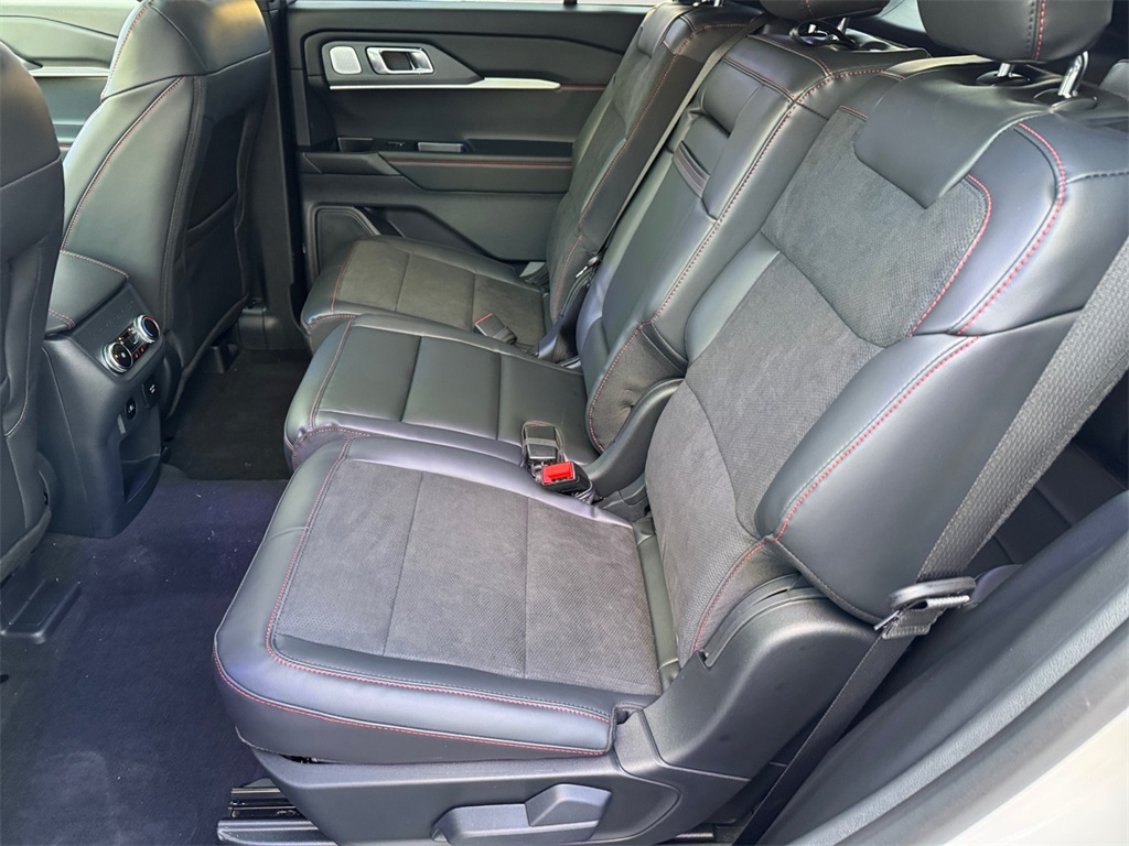 New 2026 Ford Explorer ST - photo 11