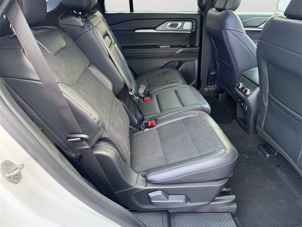 New 2026 Ford Explorer ST - photo 8
