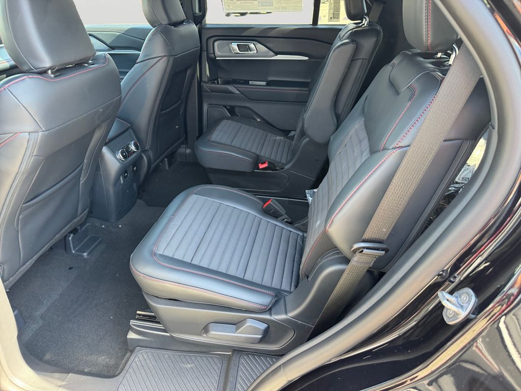 New 2026 Ford Explorer ST-Line - photo 11