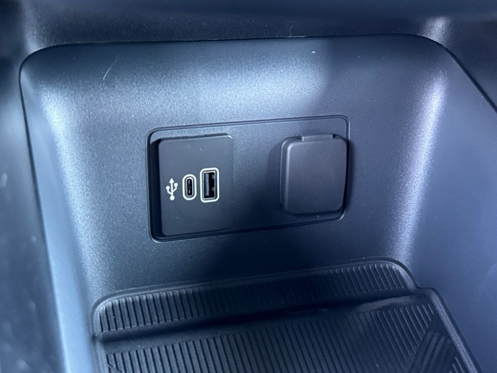New 2026 Ford Explorer ST-Line - photo 23