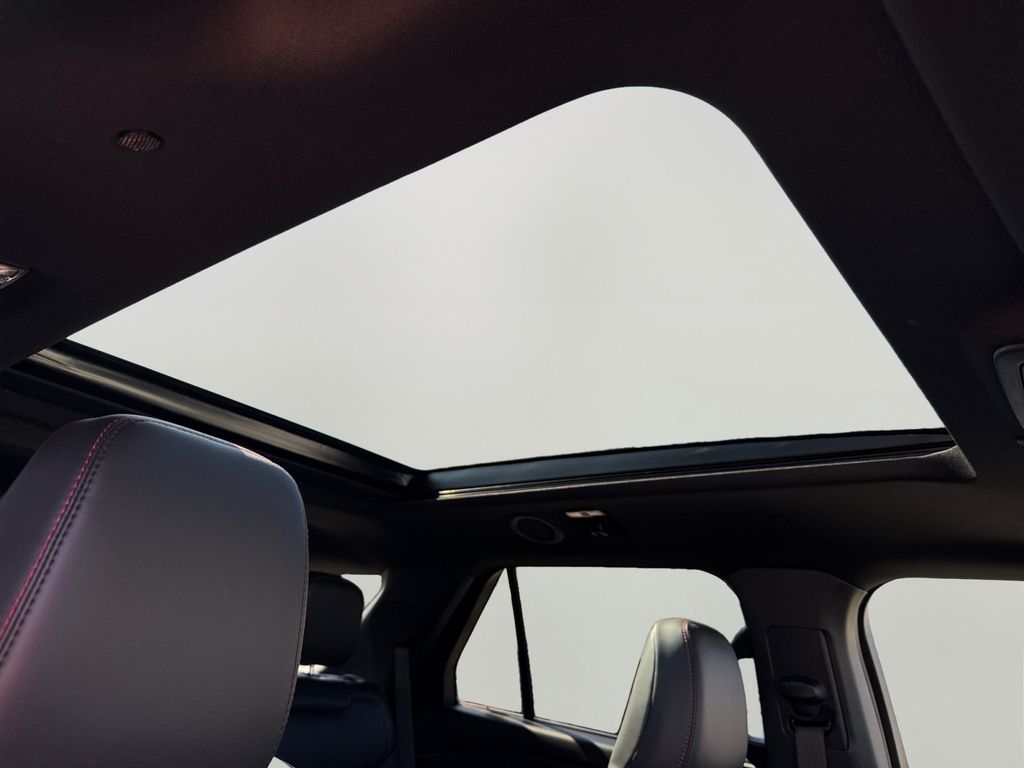 New 2026 Ford Explorer ST-Line - photo 6