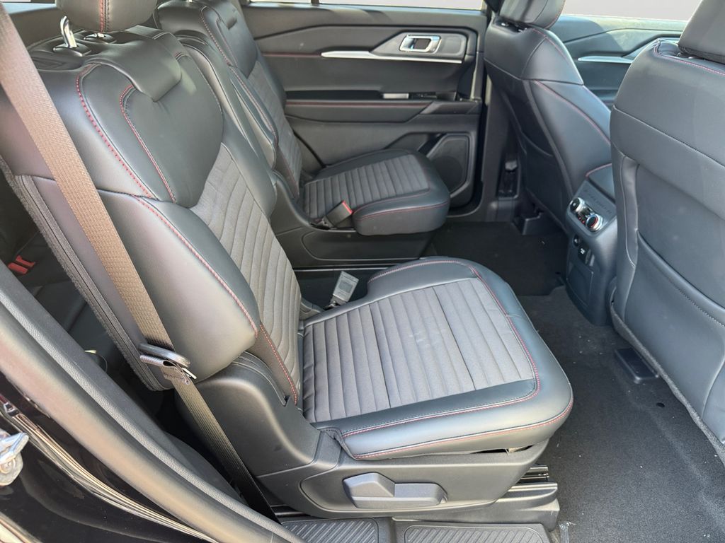 New 2026 Ford Explorer ST-Line - photo 8