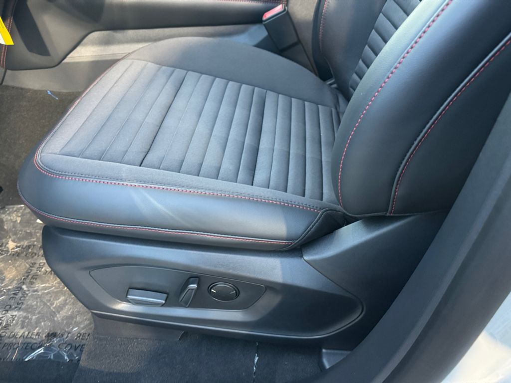 New 2026 Ford Explorer ST-Line - photo 16