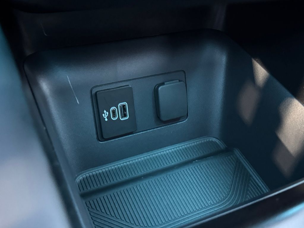 New 2026 Ford Explorer ST-Line - photo 23