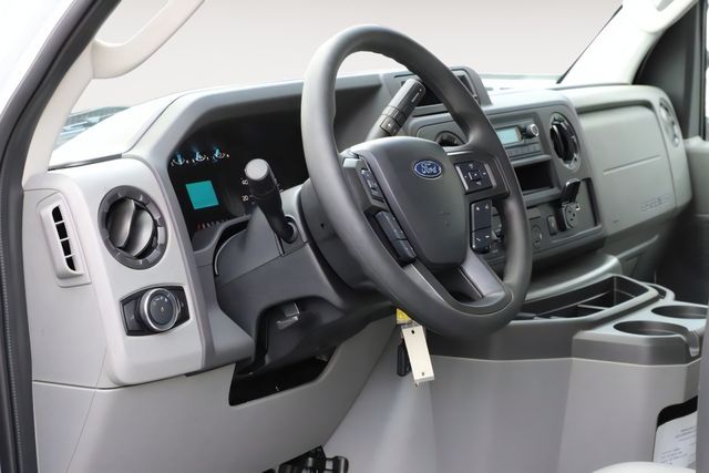 New 2026 Ford E-350 Cutaway - photo 16