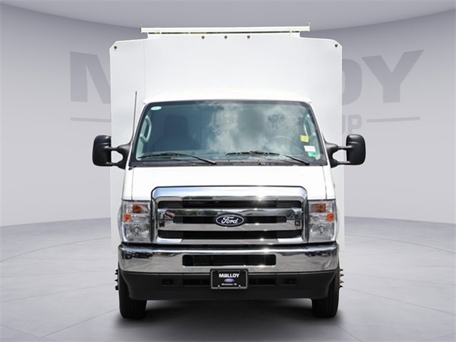 New 2026 Ford E-350 Cutaway - photo 5