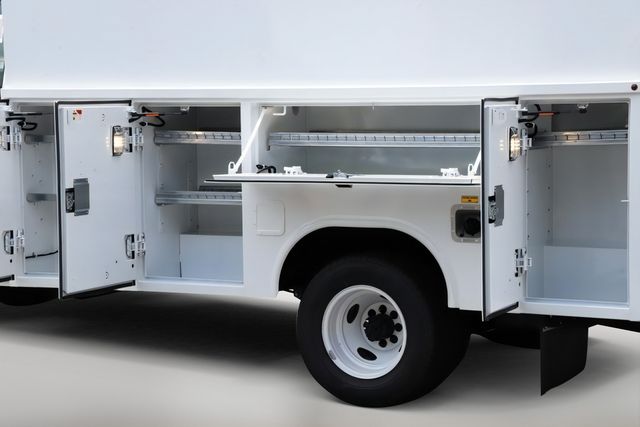New 2026 Ford E-350 Cutaway - photo 10