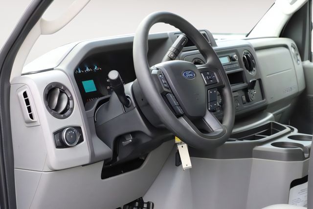 New 2026 Ford E-350 Cutaway - photo 16