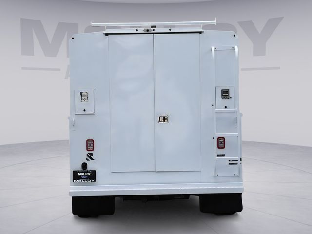 New 2026 Ford E-350 Cutaway - photo 3