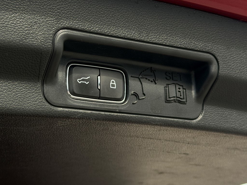 Used 2022 Ford Explorer XLT - photo 39