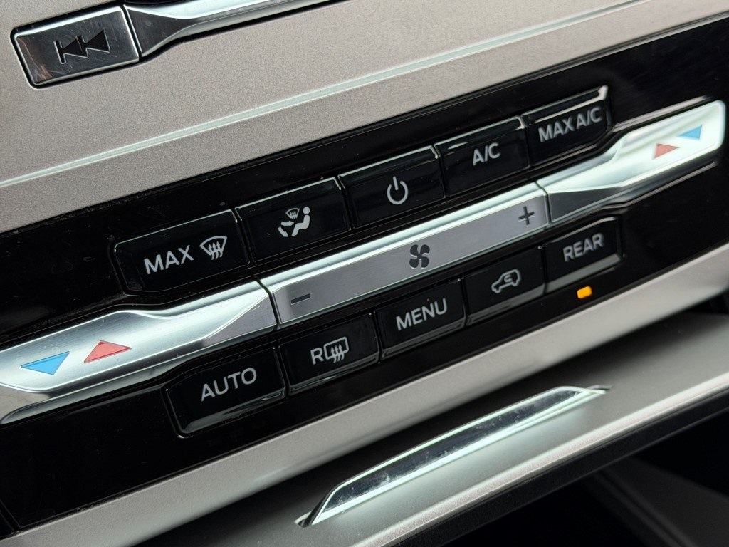 Used 2022 Ford Explorer XLT - photo 48