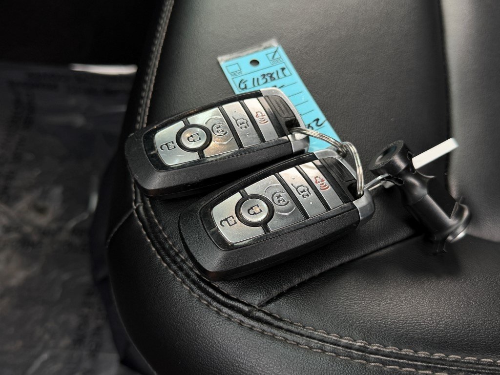 Used 2022 Ford Explorer XLT - photo 9