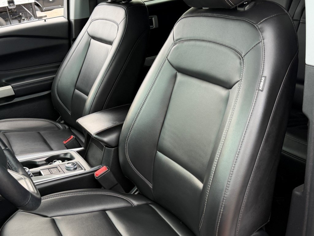 Used 2022 Ford Explorer XLT - photo 22