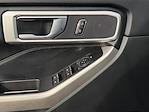 Used 2022 Ford Explorer XLT thumbnail 7