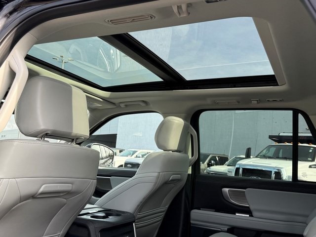 Used 2025 Ford Expedition MAX Platinum - photo 29