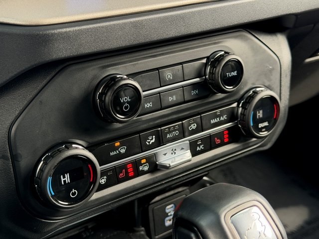 Used 2025 Ford Bronco Outer Banks - photo 31