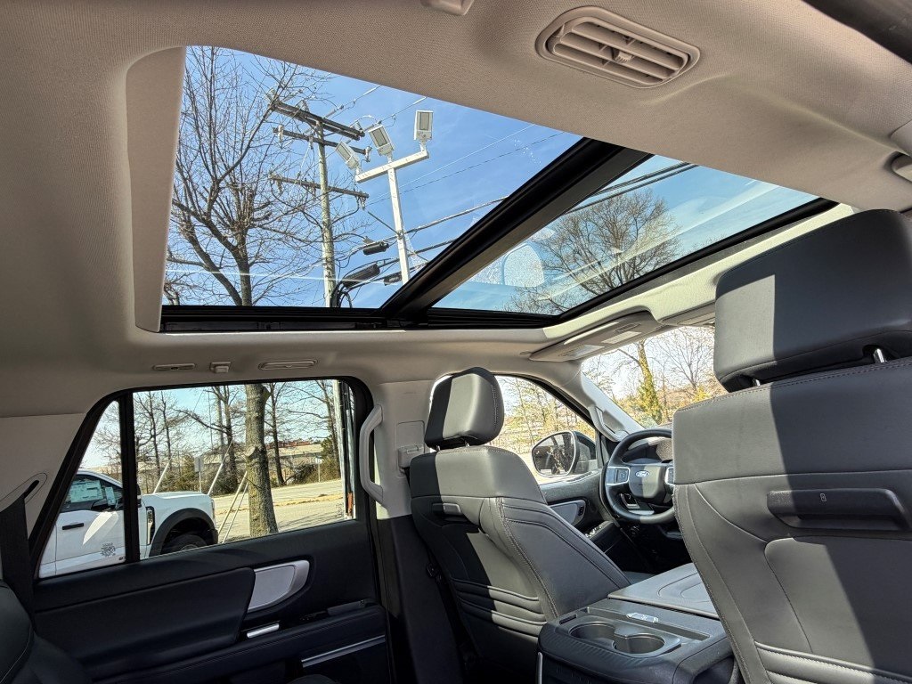 Used 2025 Ford Expedition MAX ACTIV - photo 23