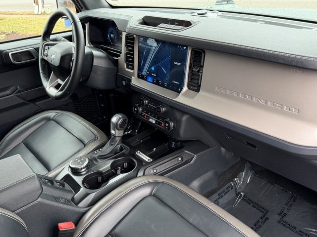 Used 2025 Ford Bronco Outer Banks - photo 18