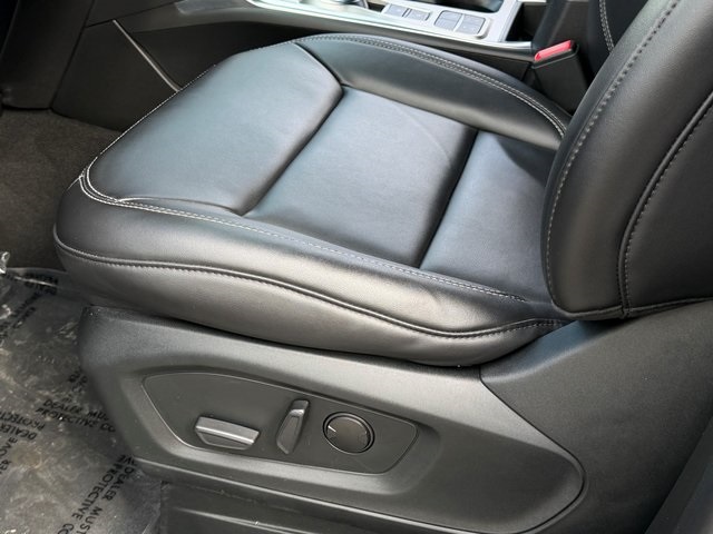 Used 2023 Ford Explorer XLT - photo 7