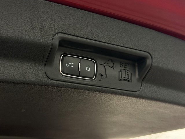Used 2025 Ford Explorer ST-Line - photo 22