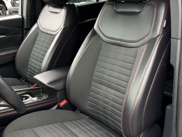 Used 2025 Ford Explorer ST-Line - photo 5