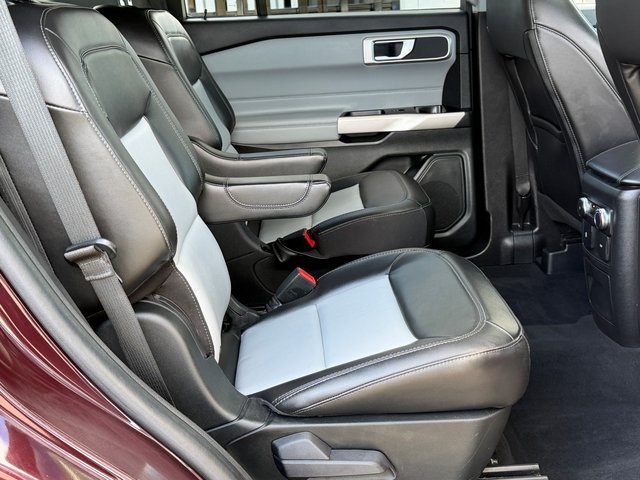 Used 2022 Ford Explorer XLT - photo 18