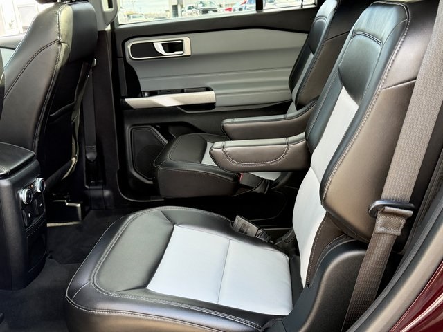 Used 2022 Ford Explorer XLT - photo 24