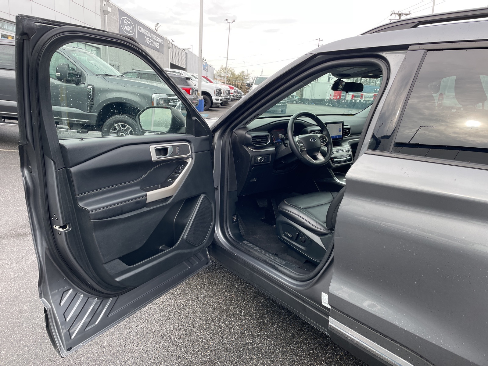 Used 2022 Ford Explorer XLT - photo 22