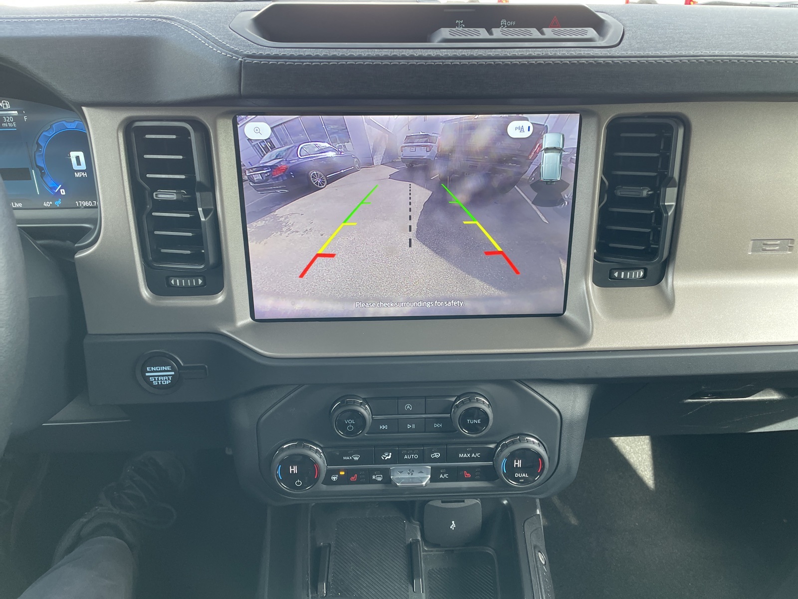 Used 2025 Ford Bronco Outer Banks - photo 19