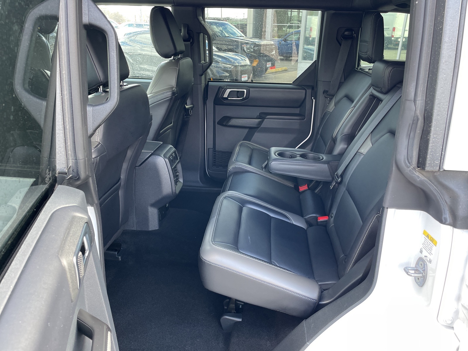 Used 2025 Ford Bronco Outer Banks - photo 9