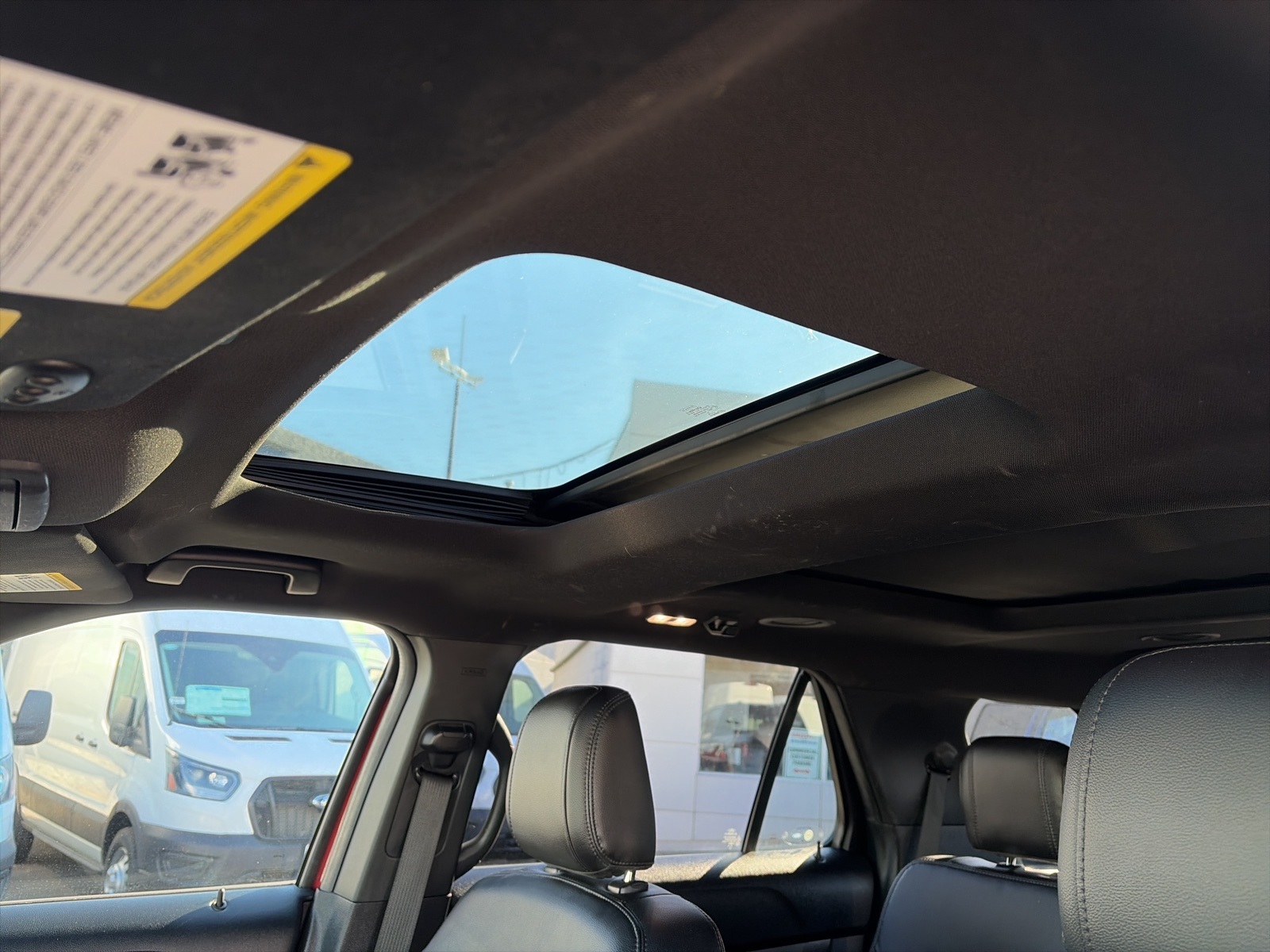 Used 2018 Ford Explorer XLT - photo 10