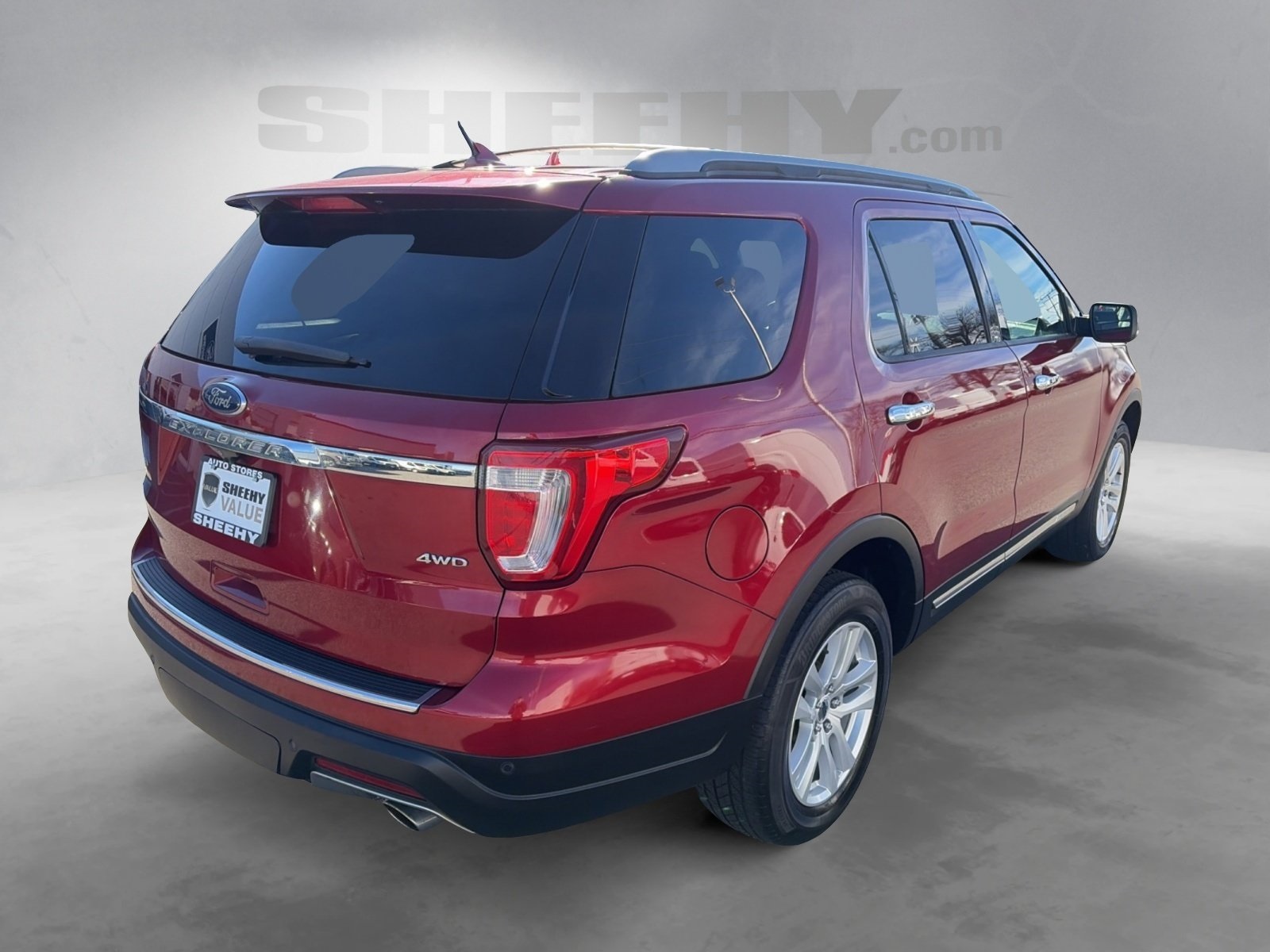 Used 2018 Ford Explorer XLT - photo 14
