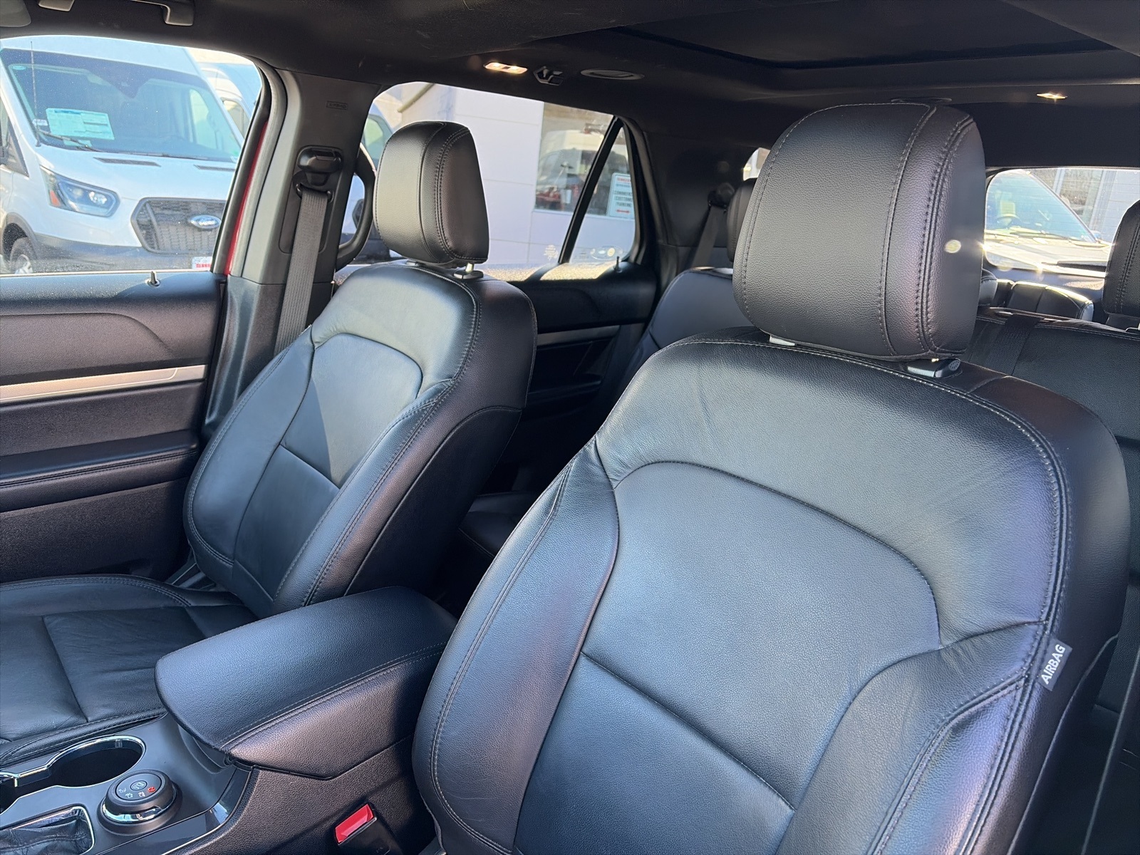 Used 2018 Ford Explorer XLT - photo 30