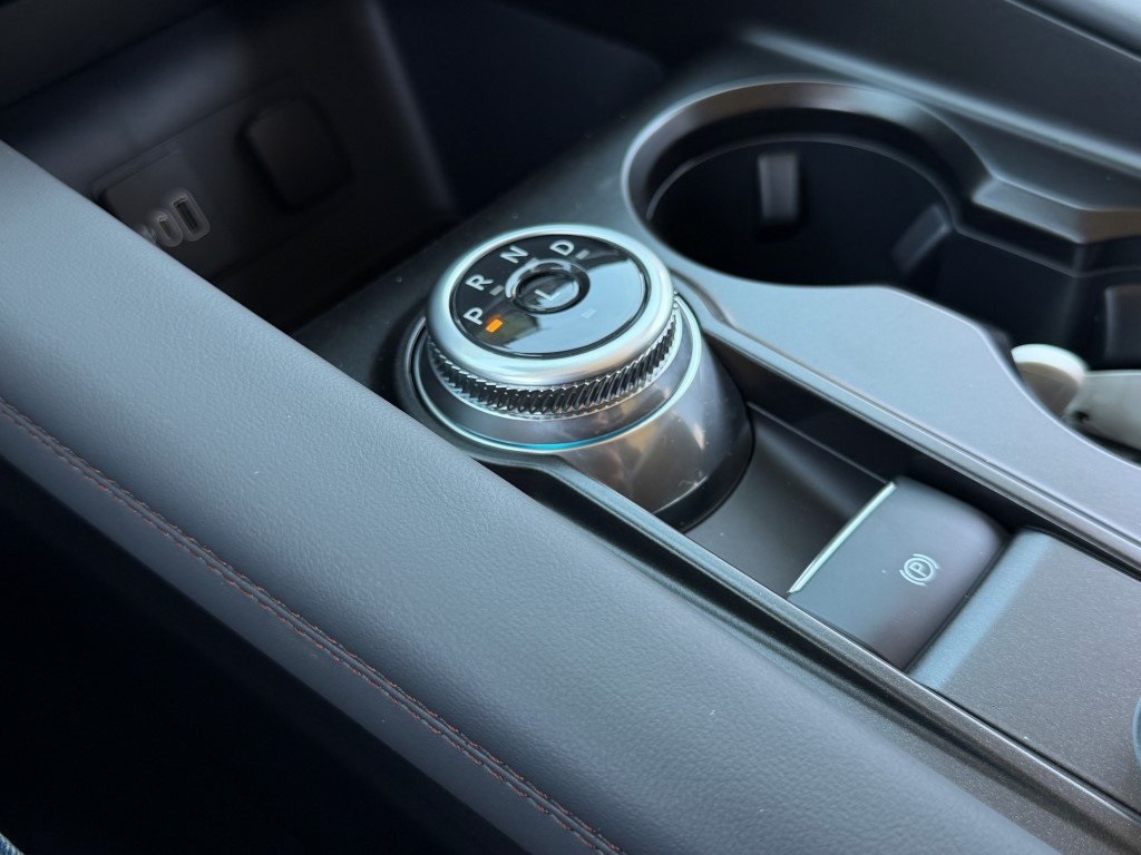 New 2026 Ford Explorer ACTIV - photo 4