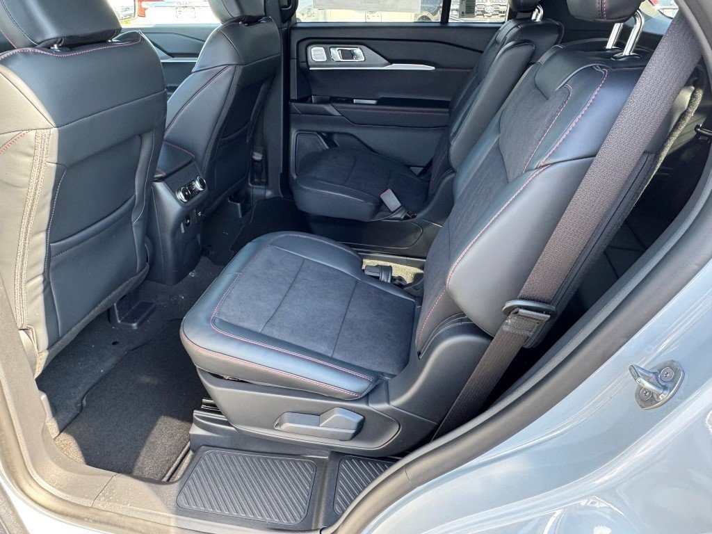 New 2026 Ford Explorer ST - photo 23