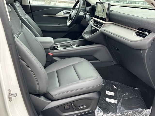 New 2026 Ford Explorer ACTIV - photo 12