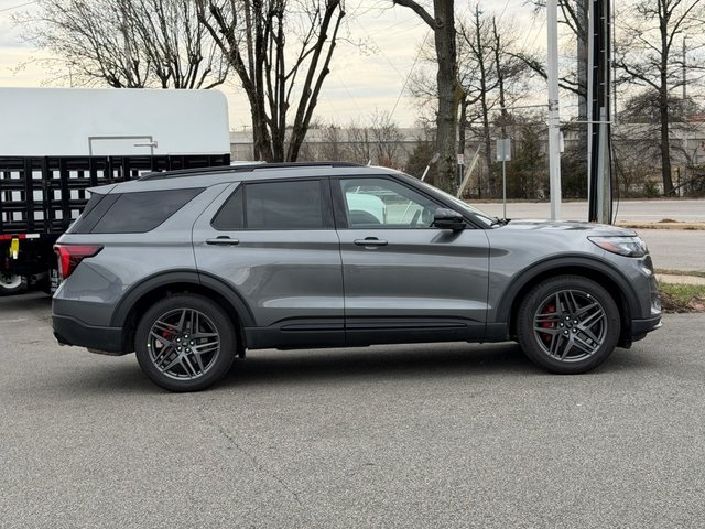 New 2026 Ford Explorer ST - photo 17