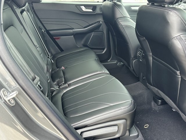 New 2026 Ford Escape Platinum - photo 18