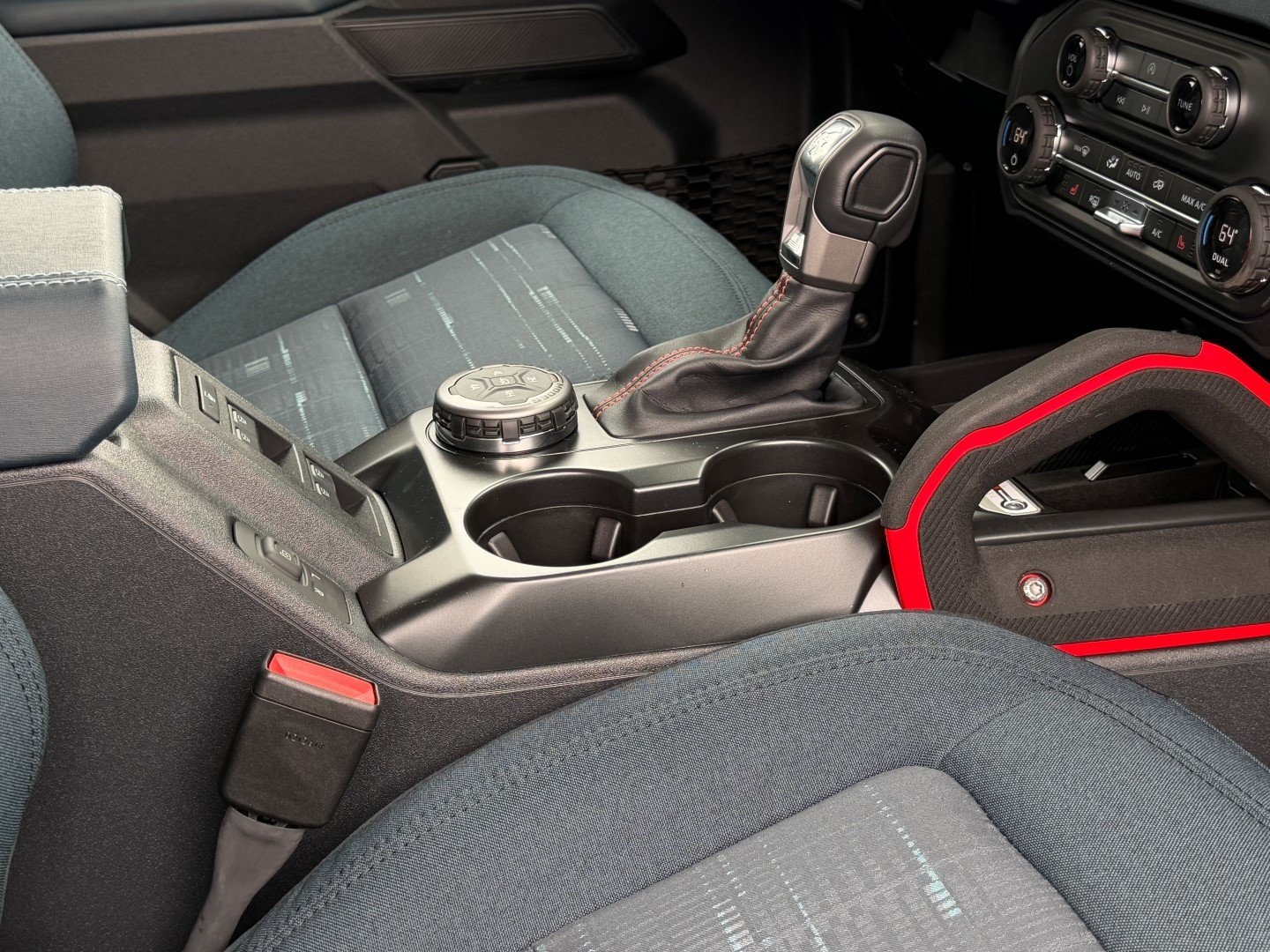 New 2026 Ford Bronco Heritage - photo 14