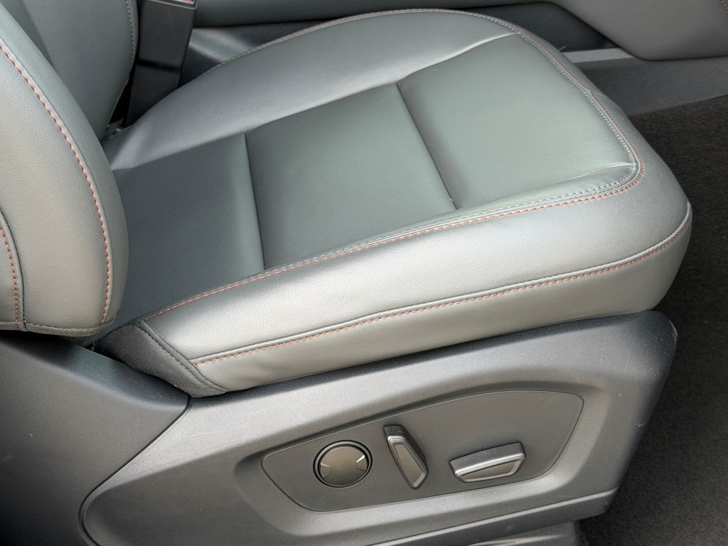 Used 2025 Ford Explorer ACTIV - photo 24